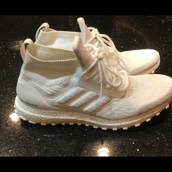 Adidas ultra boost (white) men’s size 9.5 - Picture 2 of 6